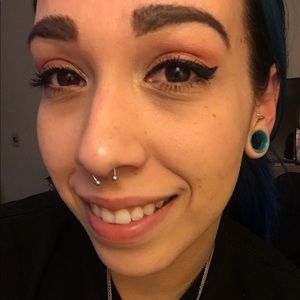 Meet your Posher, Lizz